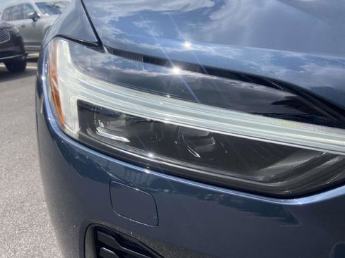 New 2026 Volvo XC60 B5 Core w/ Climate Package image 4