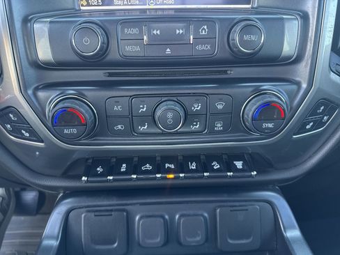 Used 2018 Chevrolet Silverado 2500 LTZ w/ Duramax Plus Package image 19