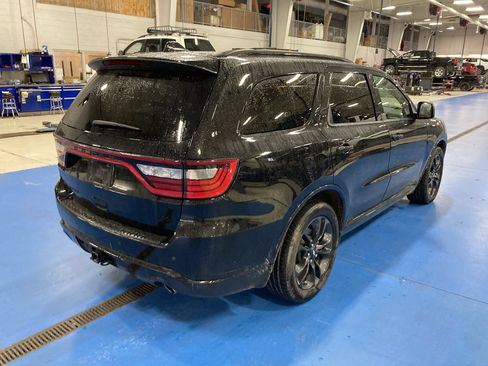 Used 2025 Dodge Durango R/T AWD/4WD image 7
