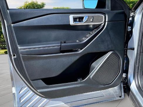 Certified 2022 Ford Explorer Base image 22