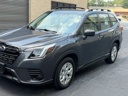 Used 2023 Subaru Forester AWD/4WD image 41