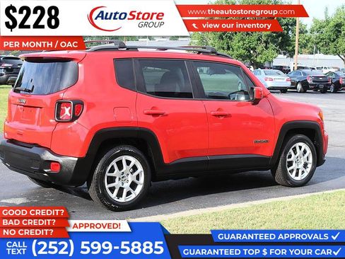 Used 2019 Jeep Renegade Latitude FWD image 6