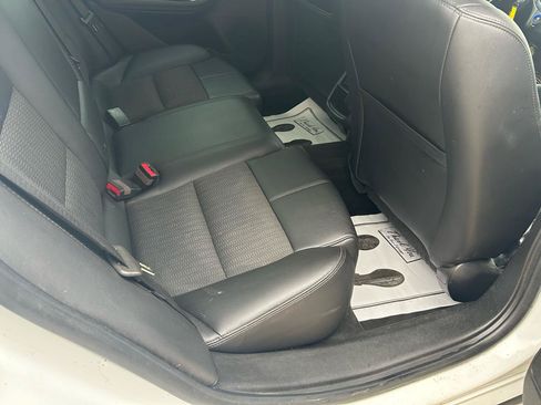 Used 2014 Chevrolet Impala LT FWD image 11