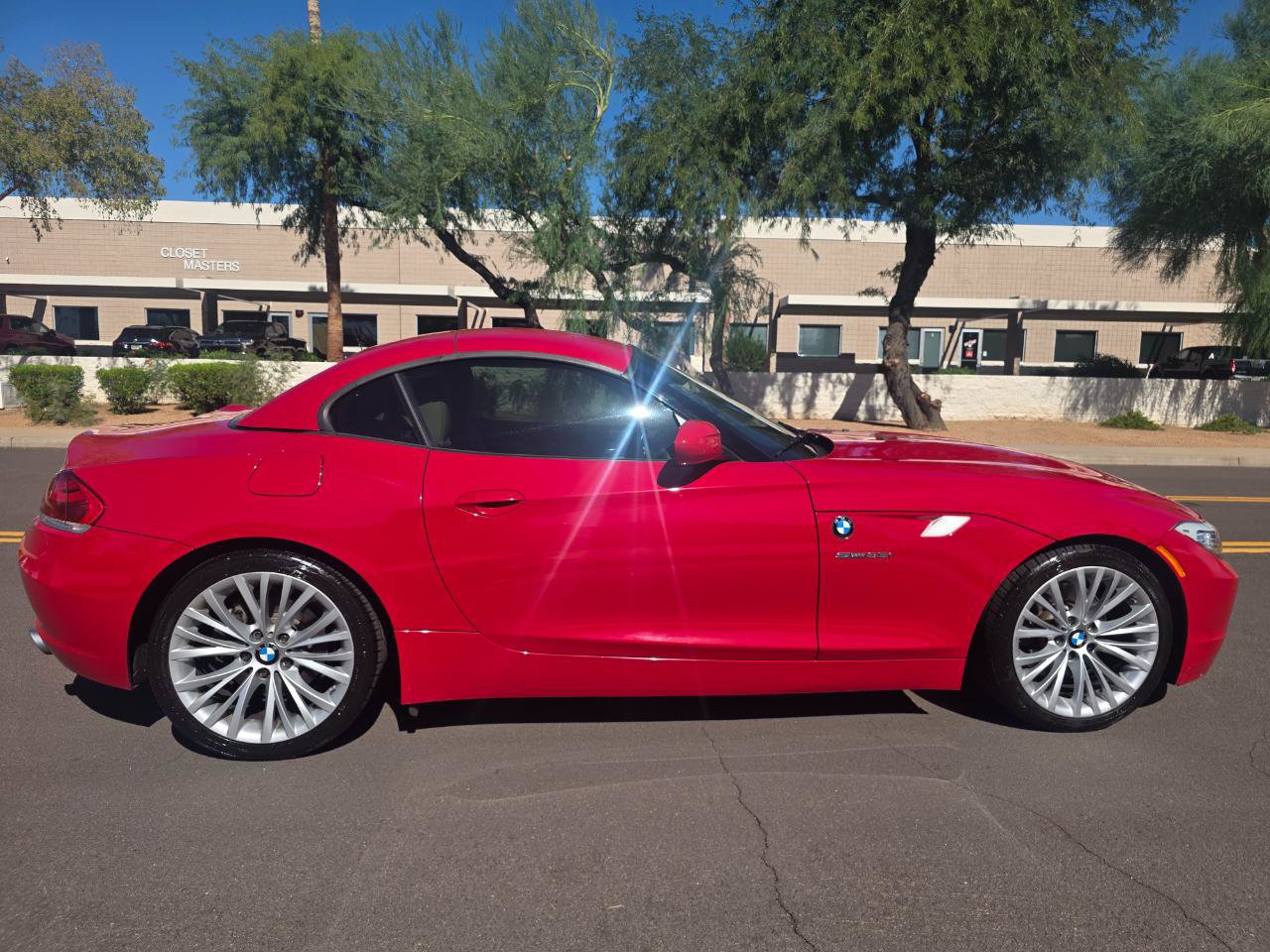 Used 2010 BMW Z4 sDrive35i RWD image 33