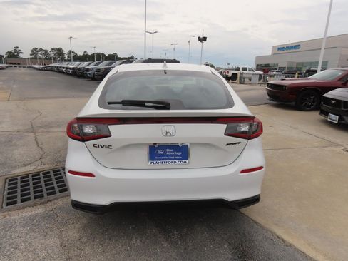 Used 2026 Honda Civic Sport image 11