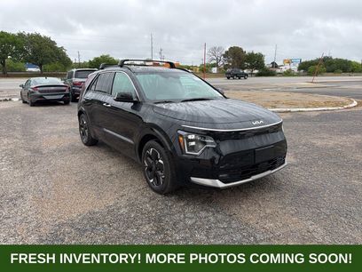 Used 2023 Kia Niro Wave w/ Wave Preserve Package