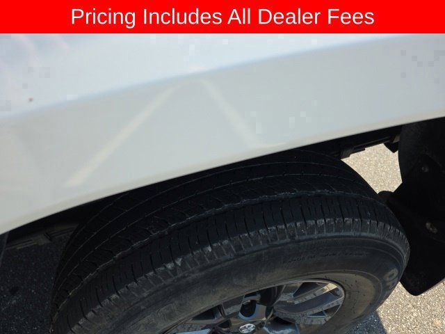 Used 2021 Toyota Tacoma SR5 RWD image 8