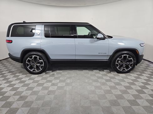 Used 2024 Rivian R1S Adventure Dual AWD/4WD image 6