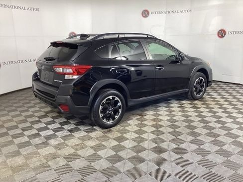 Used 2023 Subaru Crosstrek 2.0i Premium image 4