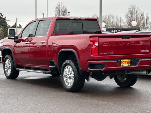 Used 2020 Chevrolet Silverado 2500 High Country w/ Technology Package image 6
