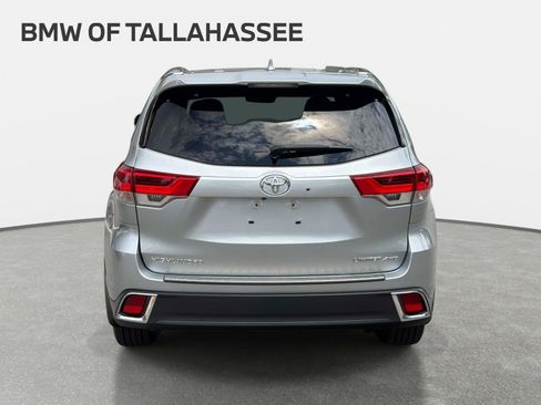 Used 2019 Toyota Highlander Limited Platinum AWD/4WD image 7
