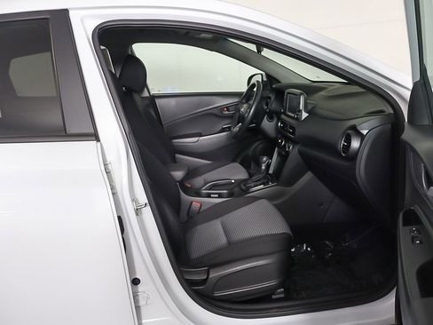 Used 2020 Hyundai Kona SEL AWD/4WD image 28