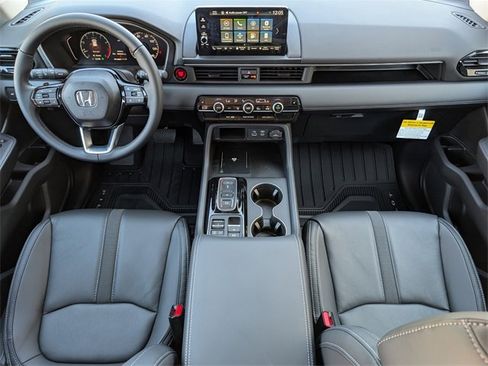 New 2025 Honda Pilot EX-L image 5
