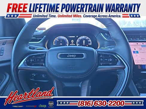 Used 2025 Jeep Grand Cherokee Summit AWD/4WD image 42