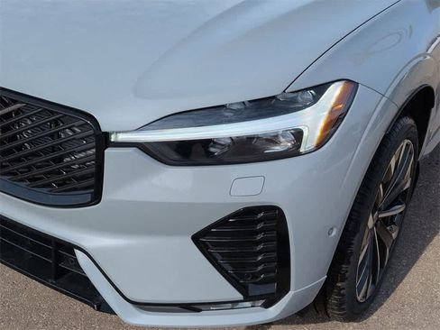 New 2026 Volvo XC60 B5 Ultra w/ Protection Package Premier image 10