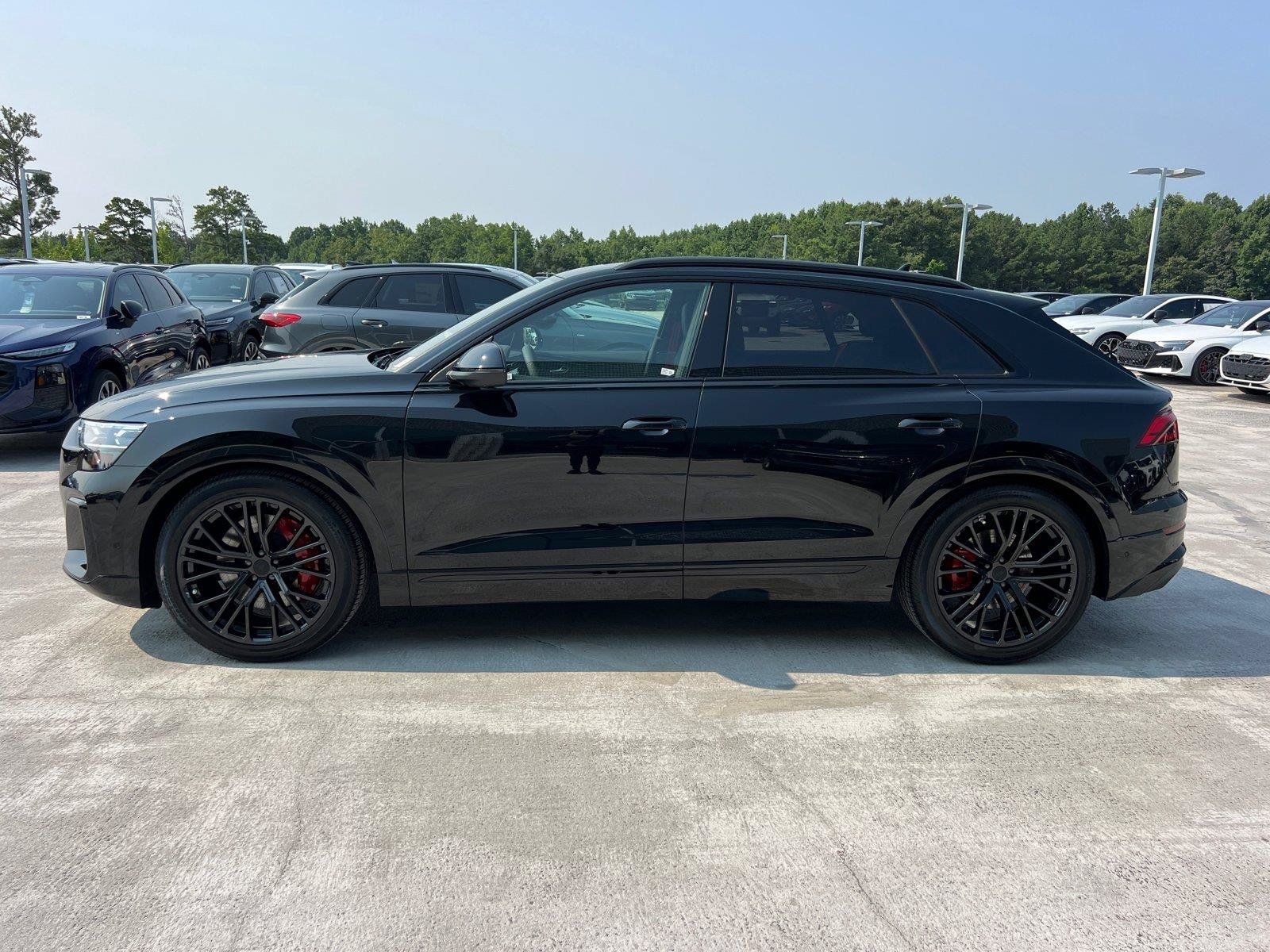 New 2026 Audi SQ8 Prestige AWD/4WD image 8