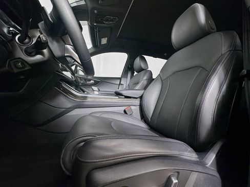 Used 2025 Audi Q7 3.0T Prestige w/ Prestige Package image 5