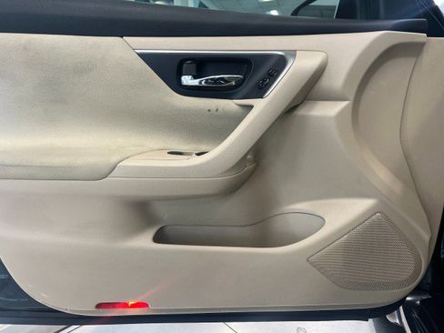 Used 2015 Nissan Altima 2.5 S w/ Power Driver Seat Package image 12