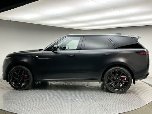 New 2026 Land Rover Range Rover Sport Dynamic SE AWD/4WD image 10