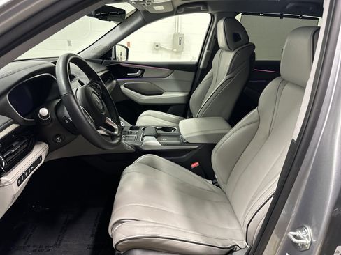 Used 2022 Acura MDX SH-AWD w/ Advance Package image 16