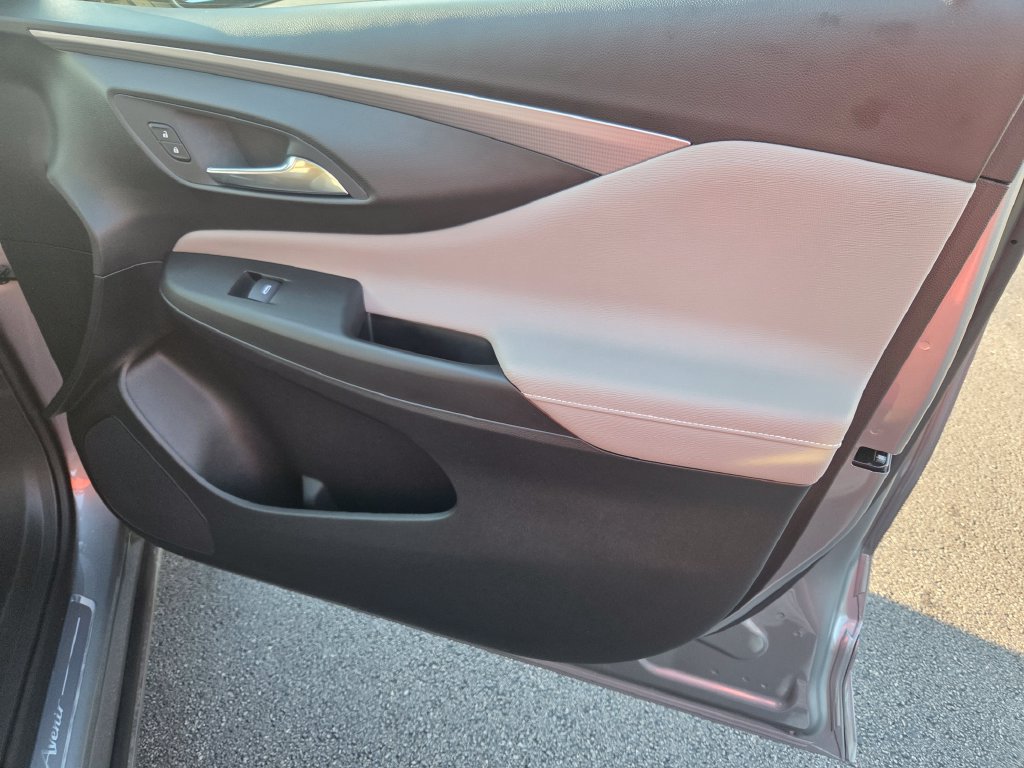 Used 2026 Buick Envista Avenir FWD image 24