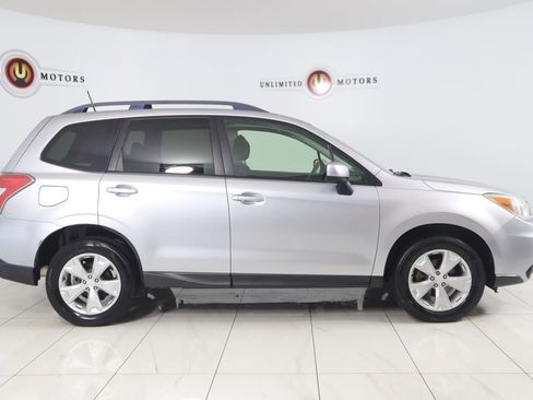 Used 2014 Subaru Forester 2.5i Premium AWD/4WD image 2