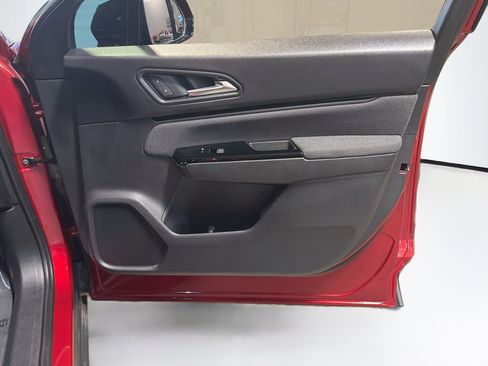 Used 2024 Honda Prologue EX image 30