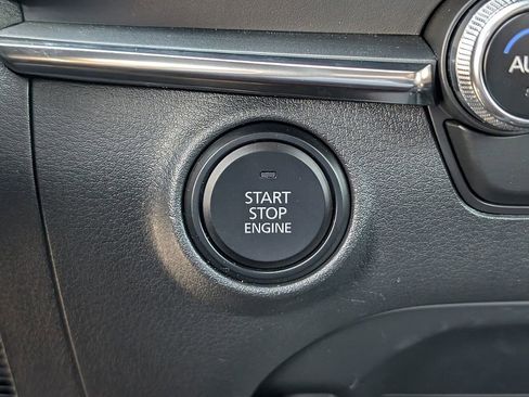 Certified 2025 MAZDA MAZDA3 Carbon image 30