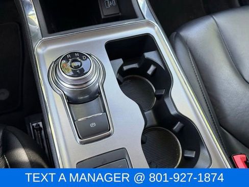 Used 2022 Ford Edge Titanium AWD/4WD image 24