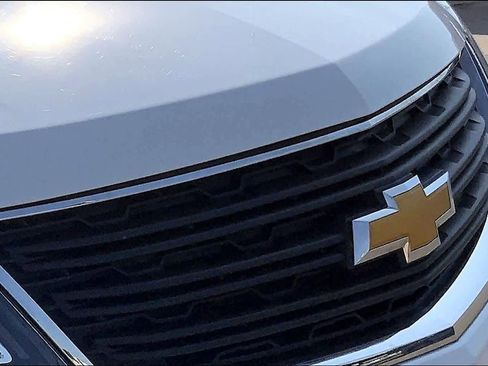 Used 2017 Chevrolet Traverse LS image 28