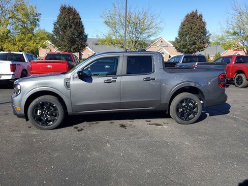 New 2025 Ford Maverick XLT w/ XLT Luxury Package image 32