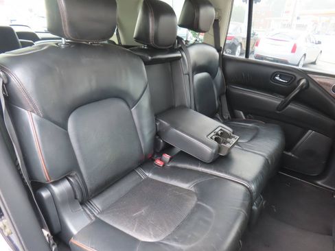 Used 2018 Nissan Armada SL w/ Moonroof Package AWD/4WD image 38