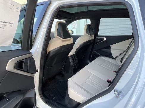 New 2025 BMW X3 xDrive30i w/ Convenience Package image 23