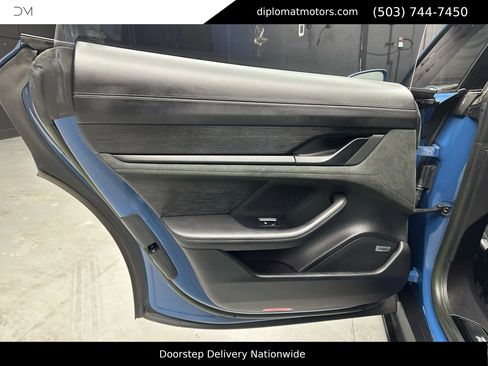 Used 2022 Porsche Taycan GTS w/ Premium Package (P6U) image 38