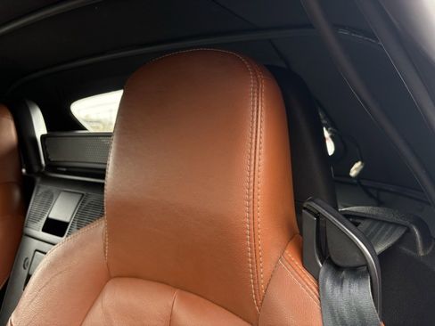 Used 2006 MAZDA MX-5 Miata Grand Touring image 24