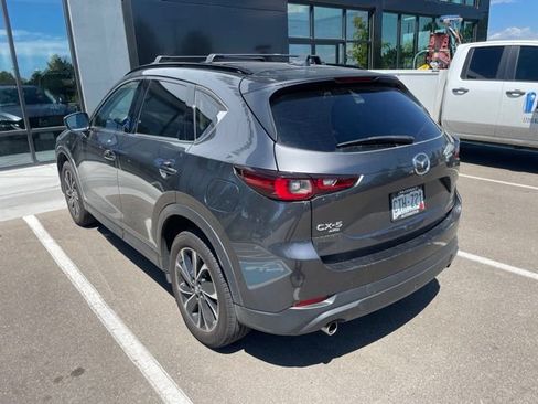Used 2023 MAZDA CX-5 AWD 2.5 S w/ Premium Plus Pkg image 3