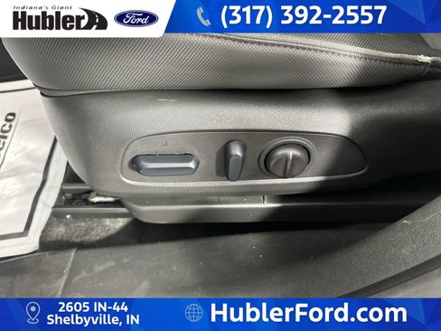 Used 2023 Chevrolet TrailBlazer RS w/ Convenience Package AWD/4WD image 12