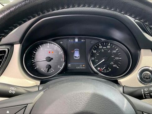 Certified 2020 Nissan Rogue Sport SL FWD image 25