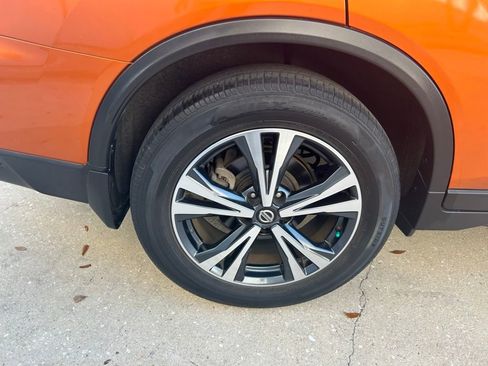 Used 2020 Nissan Rogue SV w/ Sun & Sound Touring Package image 26