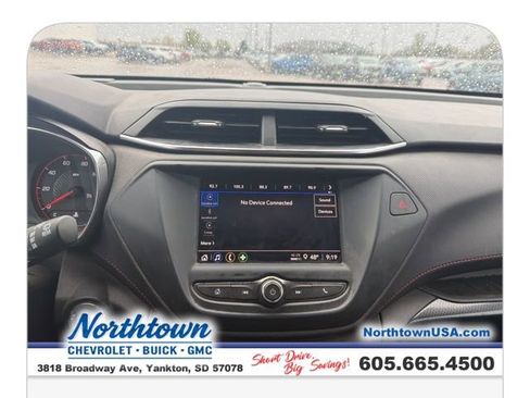 Used 2023 Chevrolet TrailBlazer RS AWD/4WD image 36