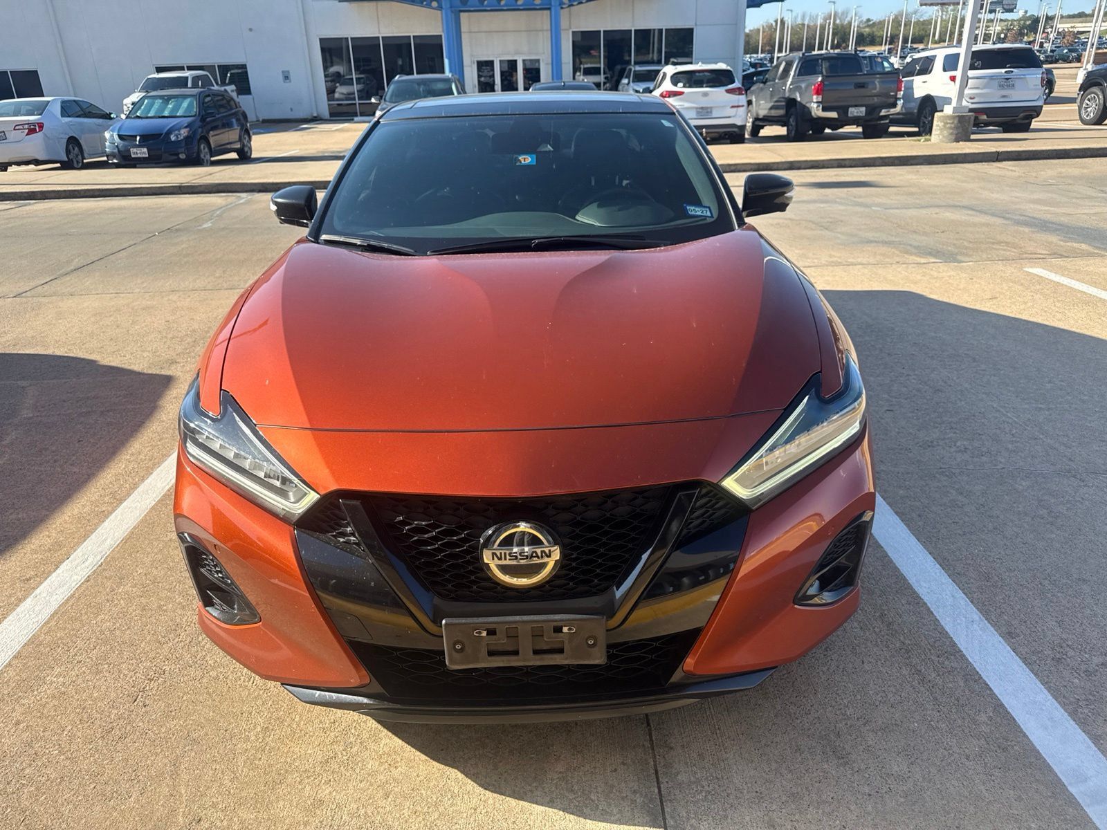 Certified 2022 Nissan Maxima SR w/ Sport Mat Group FWD image 2