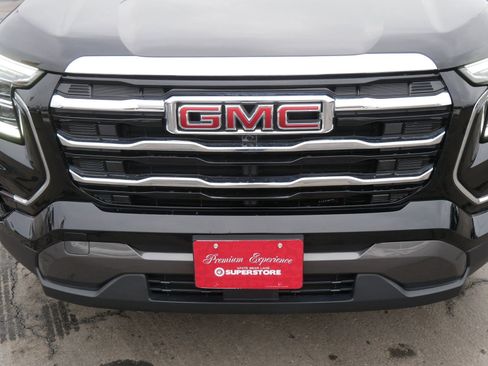 Used 2025 GMC Terrain Elevation image 8