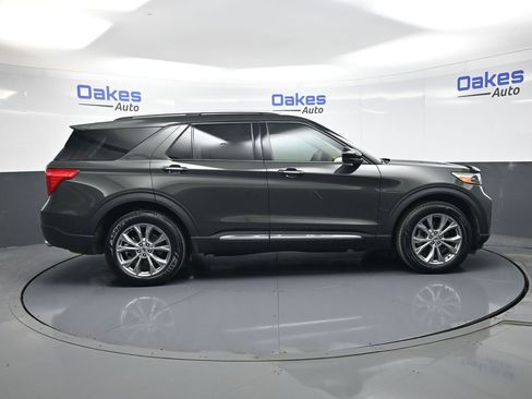 Used 2023 Ford Explorer Limited image 9