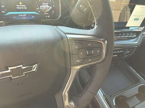 New 2026 Chevrolet Silverado 2500 ZR2 AWD/4WD image 21