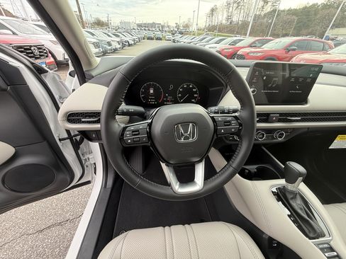 New 2026 Honda HR-V EX-L image 26