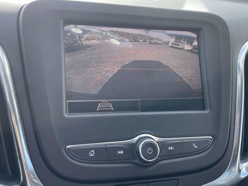 Certified 2022 Chevrolet Equinox LT image 18