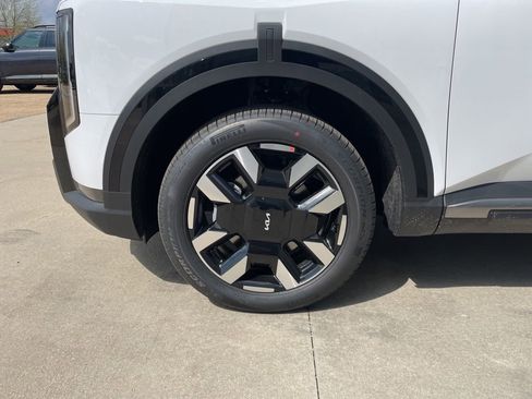 New 2027 Kia Telluride S image 17