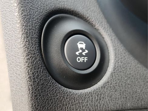 Used 2019 Nissan 370Z Touring Sport RWD image 18