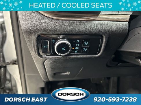 Certified 2023 Ford Explorer Limited image 4