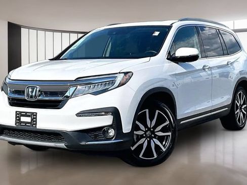 Used 2021 Honda Pilot Touring image 1